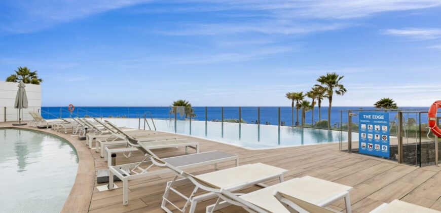 Exquisite Frontline Beach Apartment in The Edge, Estepona