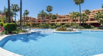 Elegant Beachfront Apartment in Riviera Andaluza, Estepona