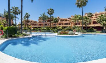 Elegant Beachfront Apartment in Riviera Andaluza, Estepona