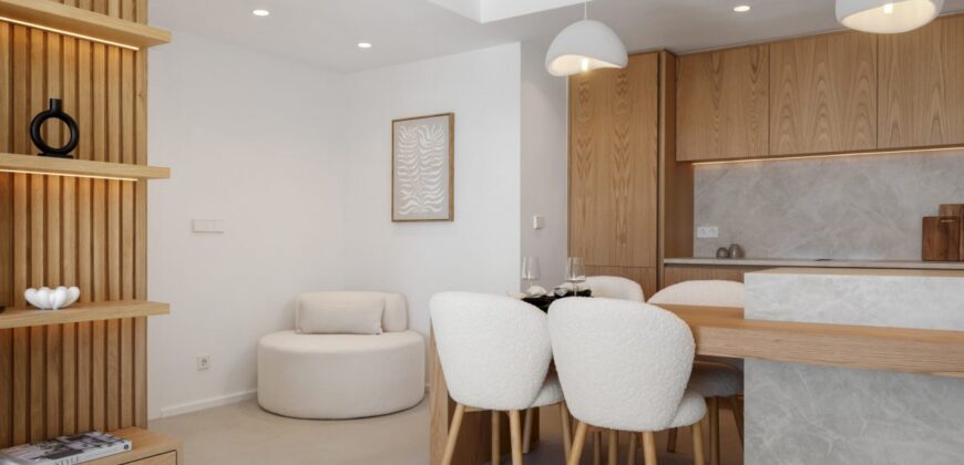 Elegant Beachfront Apartment in Riviera Andaluza, Estepona
