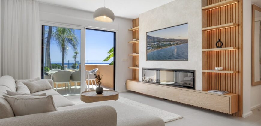 Elegant Beachfront Apartment in Riviera Andaluza, Estepona