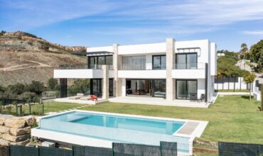 Stunning Contemporary Villa in La Alquería