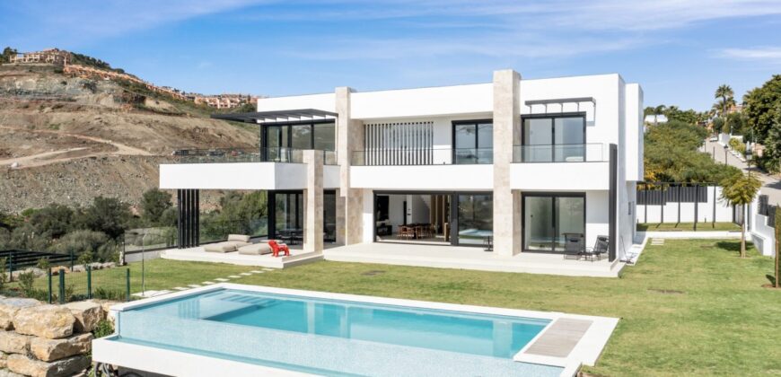 Stunning Contemporary Villa in La Alquería