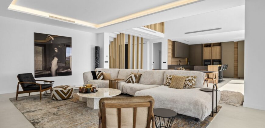 Stunning Contemporary Villa in La Alquería