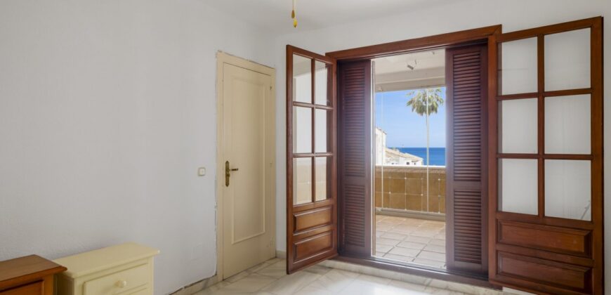 2-Bedroom Townhouse in Frontline Beach Complex – Bahía Azul, Estepona West