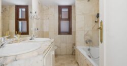 2-Bedroom Townhouse in Frontline Beach Complex – Bahía Azul, Estepona West
