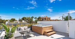 Stunning Modern Townhouse in the Prestigious Banus Bay