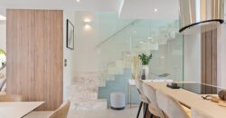 Stunning Modern Townhouse in the Prestigious Banus Bay