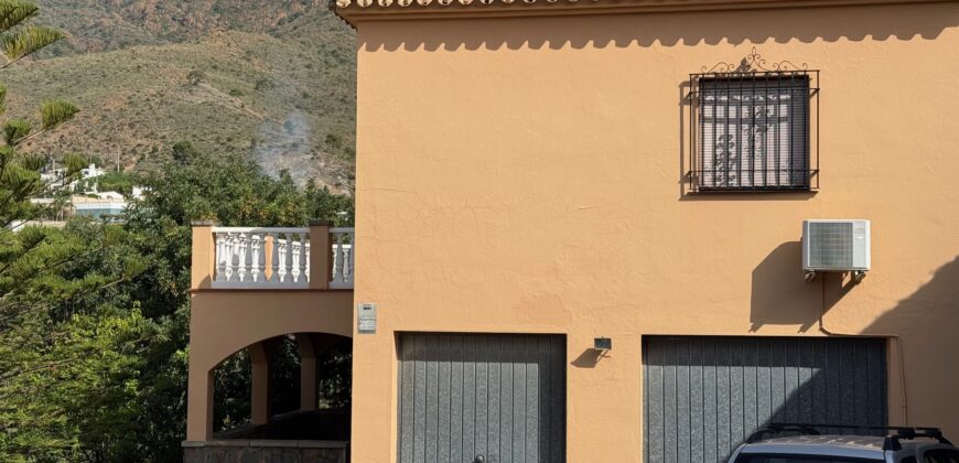 FINCA, VIVIENDA UNIFAMILIAR RURAL