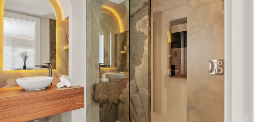Luxurious Duplex-Penthouse in La Morera