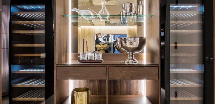 Beautiful Newly Renovated Apartment in Palm Beach