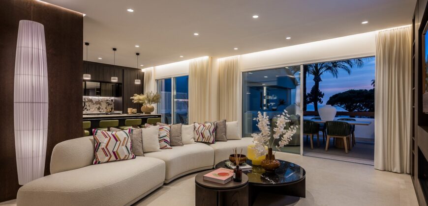 Beautiful Newly Renovated Apartment in Palm Beach
