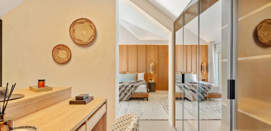 Remarkable Duplex-Penthouse In Río Real