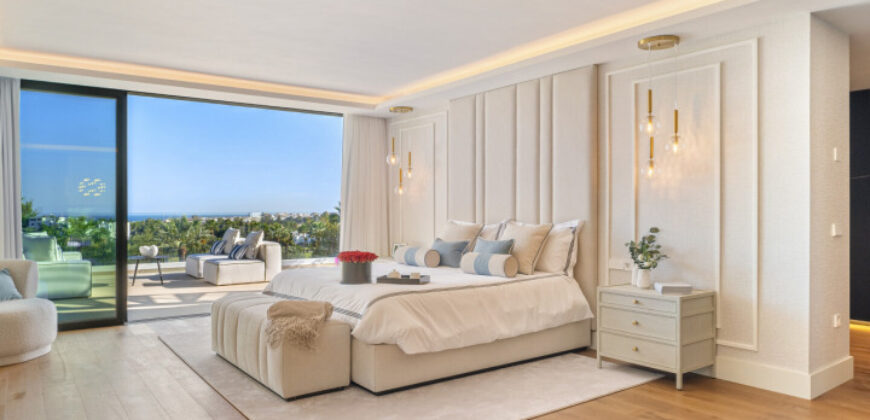 Exquisite Villa with Panoramic Views of the Los Naranjos Golf Course