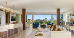 Exquisite Villa with Panoramic Views of the Los Naranjos Golf Course