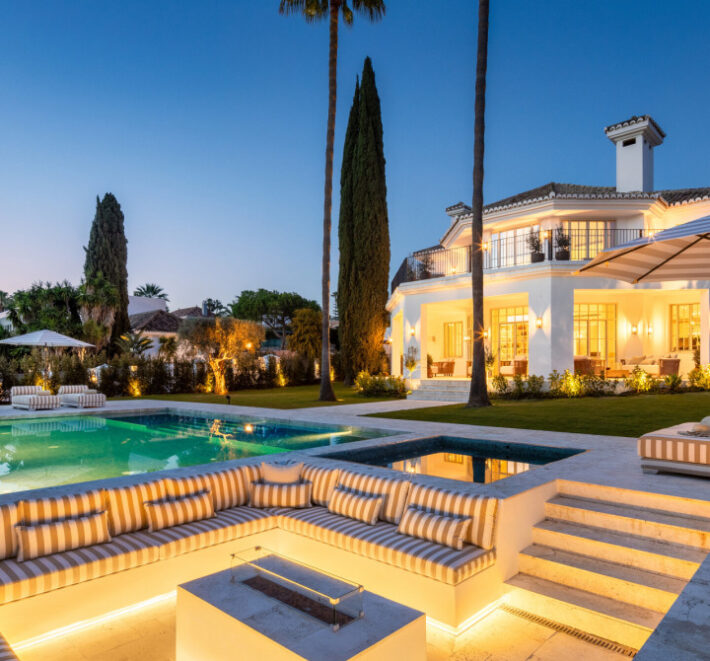 Magnificent Luxury Villa in Nueva Andalucía