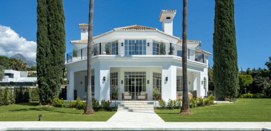 Magnificent Luxury Villa in Nueva Andalucía