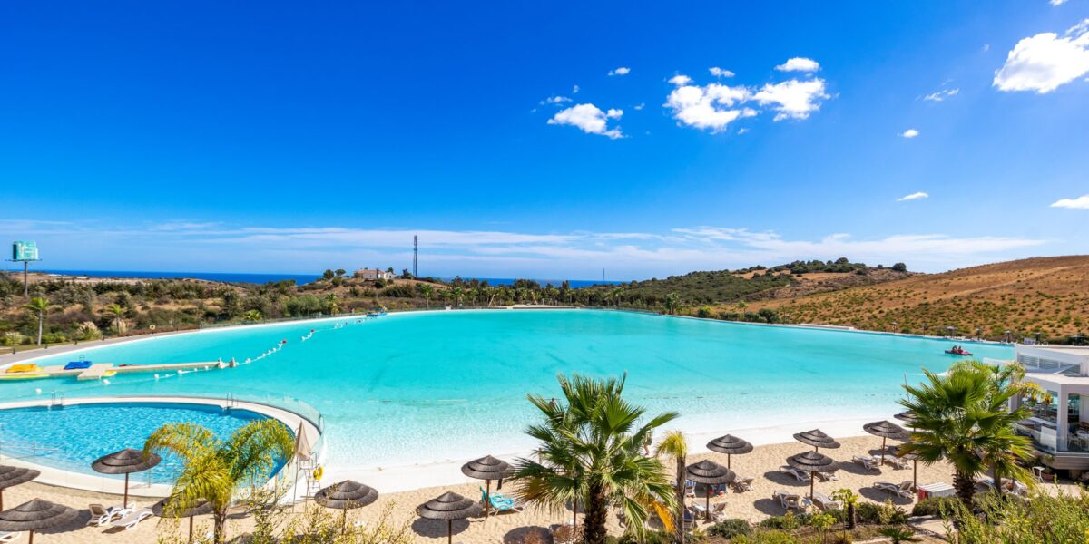 Charming 2 bedroom ground-floor apartment in Alcazaba Lagoon