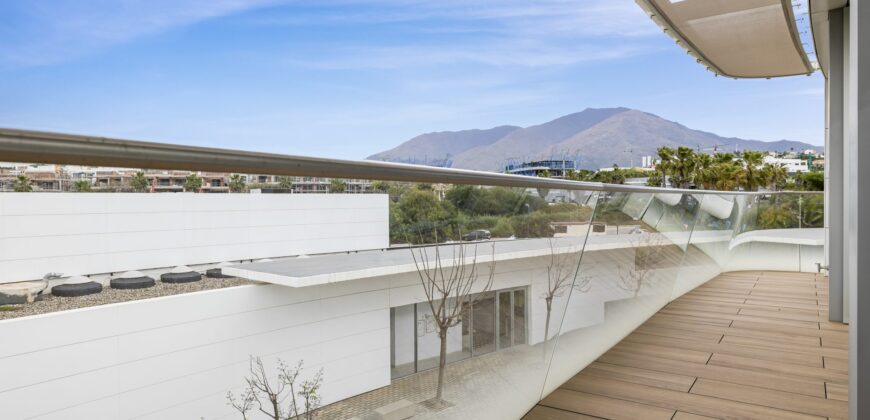 Luxury 3-bedroom apartment in exclusive urbanisation The Edge