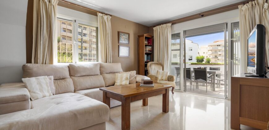 Spacious 3-bedroom apartment in Nueva Andalucía