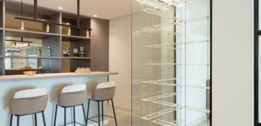 Stunning Mansion in the Prestigious Community of El Madroñal