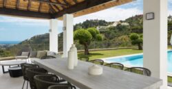 Stunning Mansion in the Prestigious Community of El Madroñal