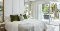 Exceptional contemporary apartment in the Puente Romano Resort on the golden mile