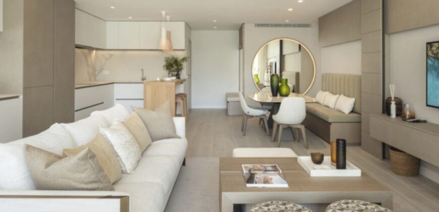 Exceptional contemporary apartment in the Puente Romano Resort on the golden mile