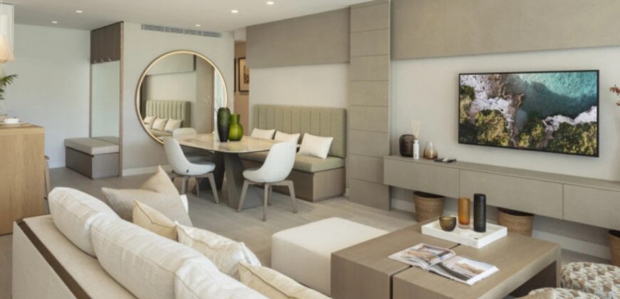 Exceptional contemporary apartment in the Puente Romano Resort on the golden mile