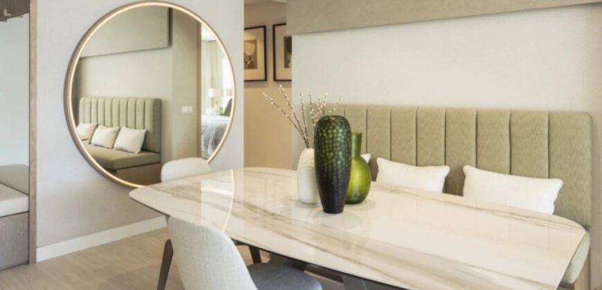 Exceptional contemporary apartment in the Puente Romano Resort on the golden mile