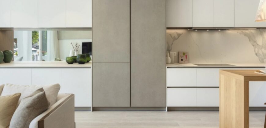 Exceptional contemporary apartment in the Puente Romano Resort on the golden mile