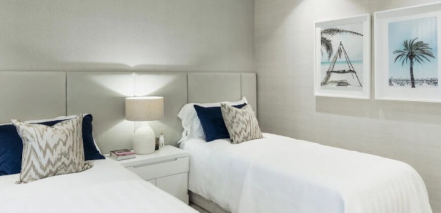 Exceptional contemporary apartment in the Puente Romano Resort on the golden mile