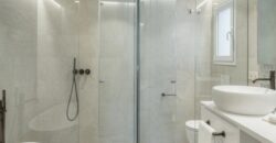 Exceptional contemporary apartment in the Puente Romano Resort on the golden mile