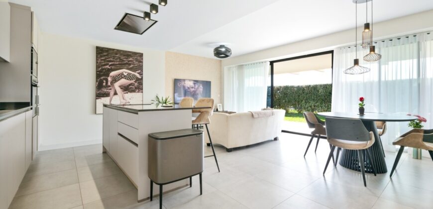 Modern Apartment in Exclusive Oasis 325 Development