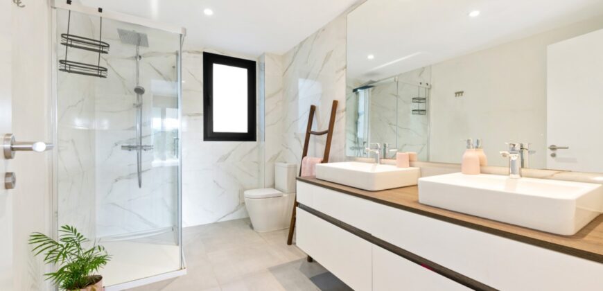 Modern Apartment in Exclusive Oasis 325 Development