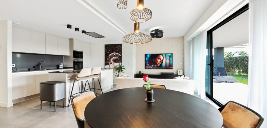Modern Apartment in Exclusive Oasis 325 Development
