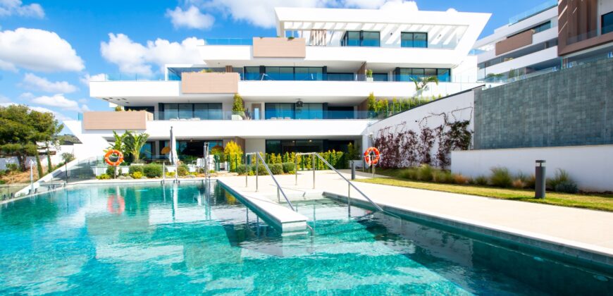 One-of-a-kind apartment in exclusive, 14 flat complex in Cabopino