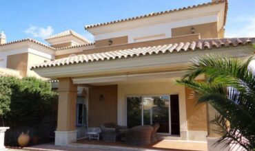 Charming Villa in Exclusive Urbanisation – A Perfect Coastal Retreat