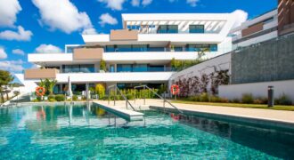 One-of-a-kind apartment in exclusive, 14 flat complex in Cabopino