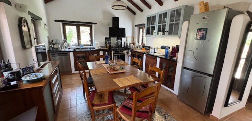 Charming Andalucian finca tucked away in the tranquil countryside of Casares