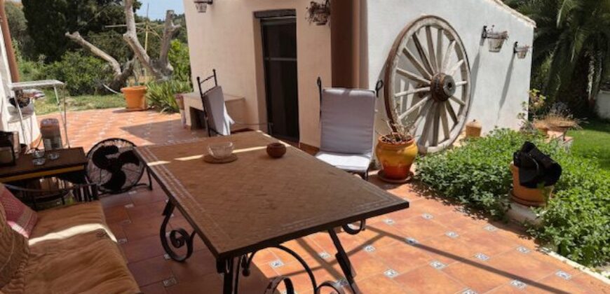 Charming Andalucian finca tucked away in the tranquil countryside of Casares