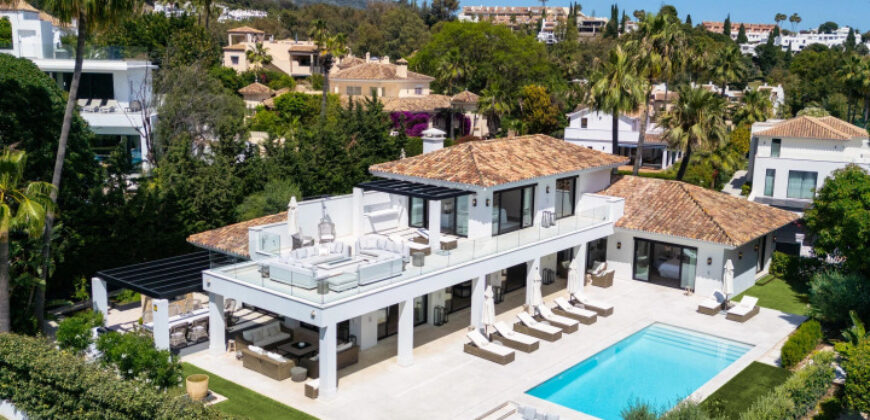 Stunning Villa combining a timeless outside with a lavish interior finish