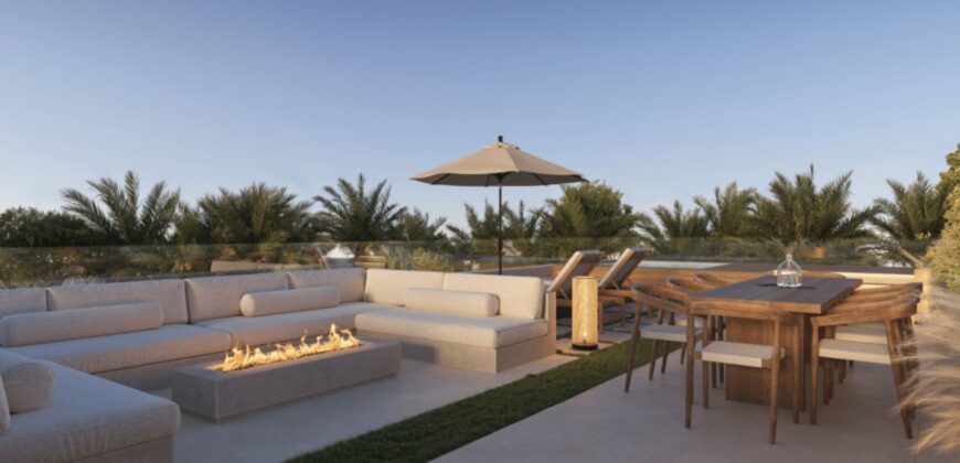 Development of 2 timeless, elegant villas in El Campanario