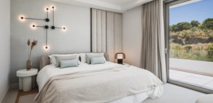 Nine luxurious Villas in El Paraiso