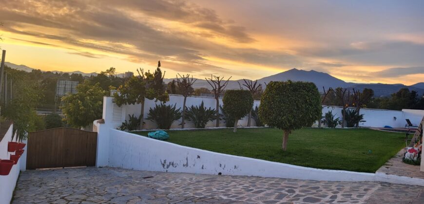Stunning 4-bedroom Villa just Moments from Marbella’s Golden Mile