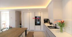 Stunningly renovated 3-bedroom apartment in Aldea Blanca