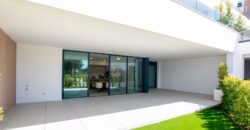 One-of-a-kind apartment in exclusive, 14 flat complex in Cabopino