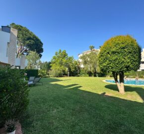 Bright and Spacious Townhouse in Miragolf