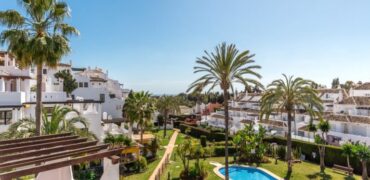 Stunningly renovated 3-bedroom apartment in Aldea Blanca