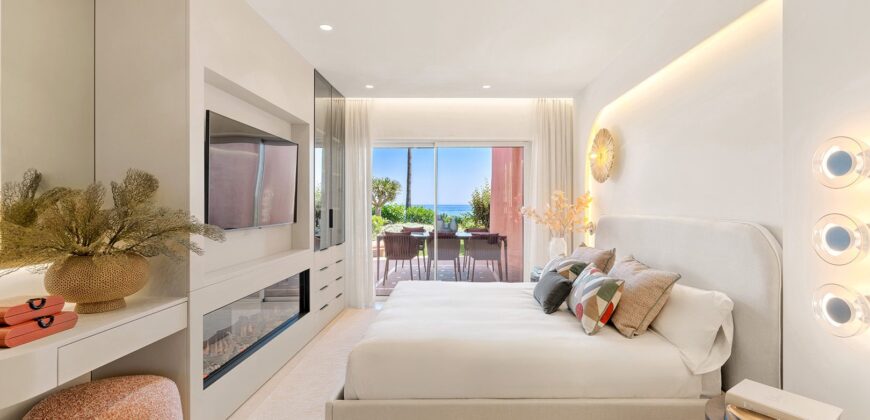 Luxury Beachfront Apartment on the New Golden Mile